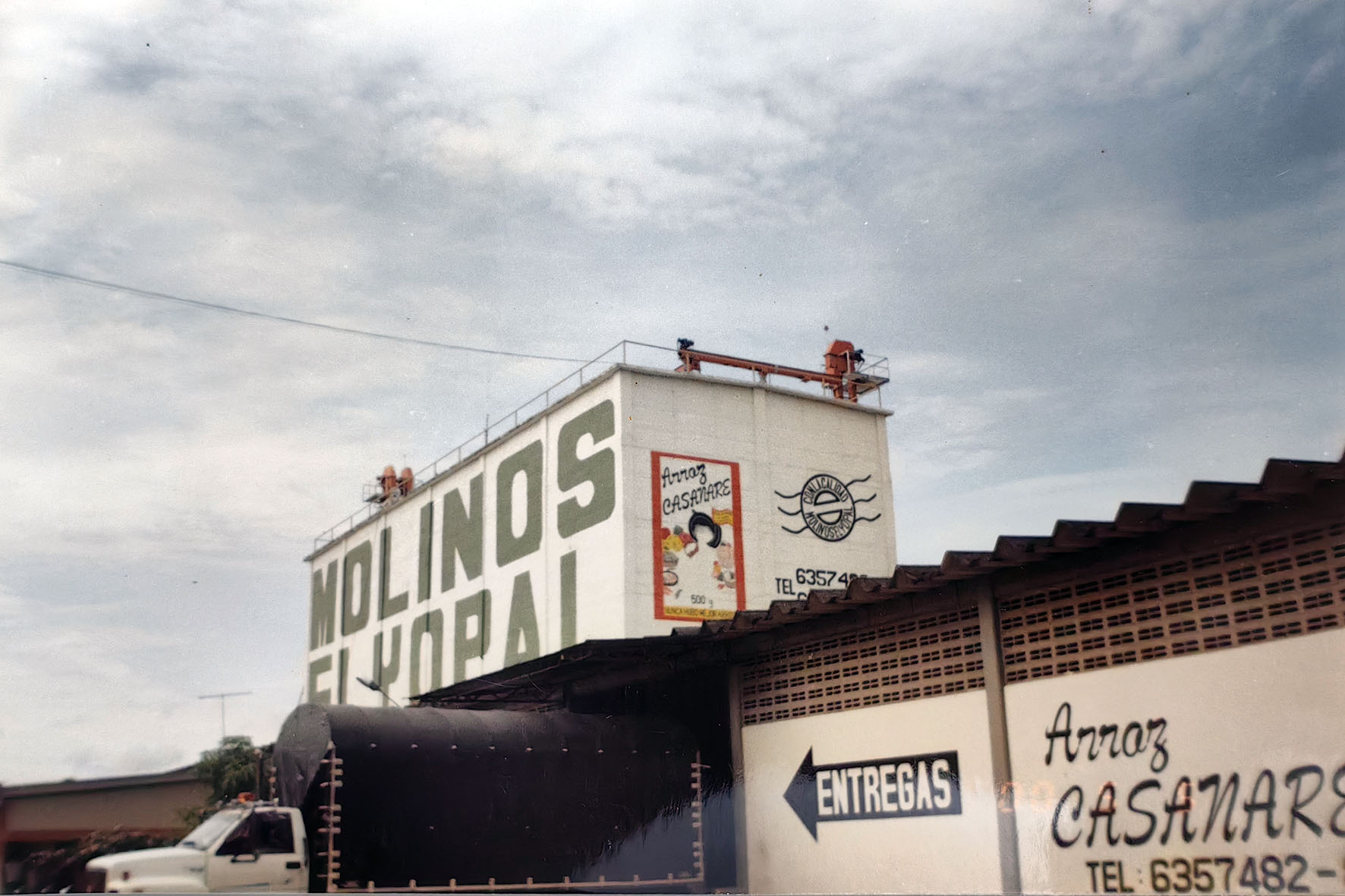 Planta de Molinos el Yopal en los 90s Planta de Molinos el Yopal en los 90s